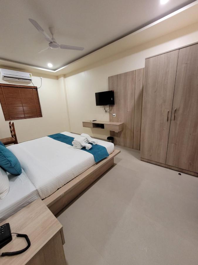 Hotel Ananda Kashi Варанаси Экстерьер фото
