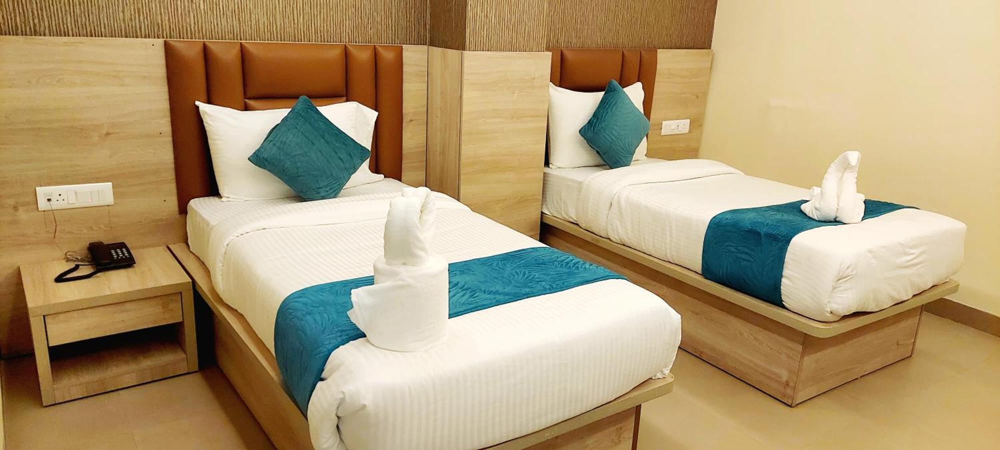 Hotel Ananda Kashi Варанаси Экстерьер фото