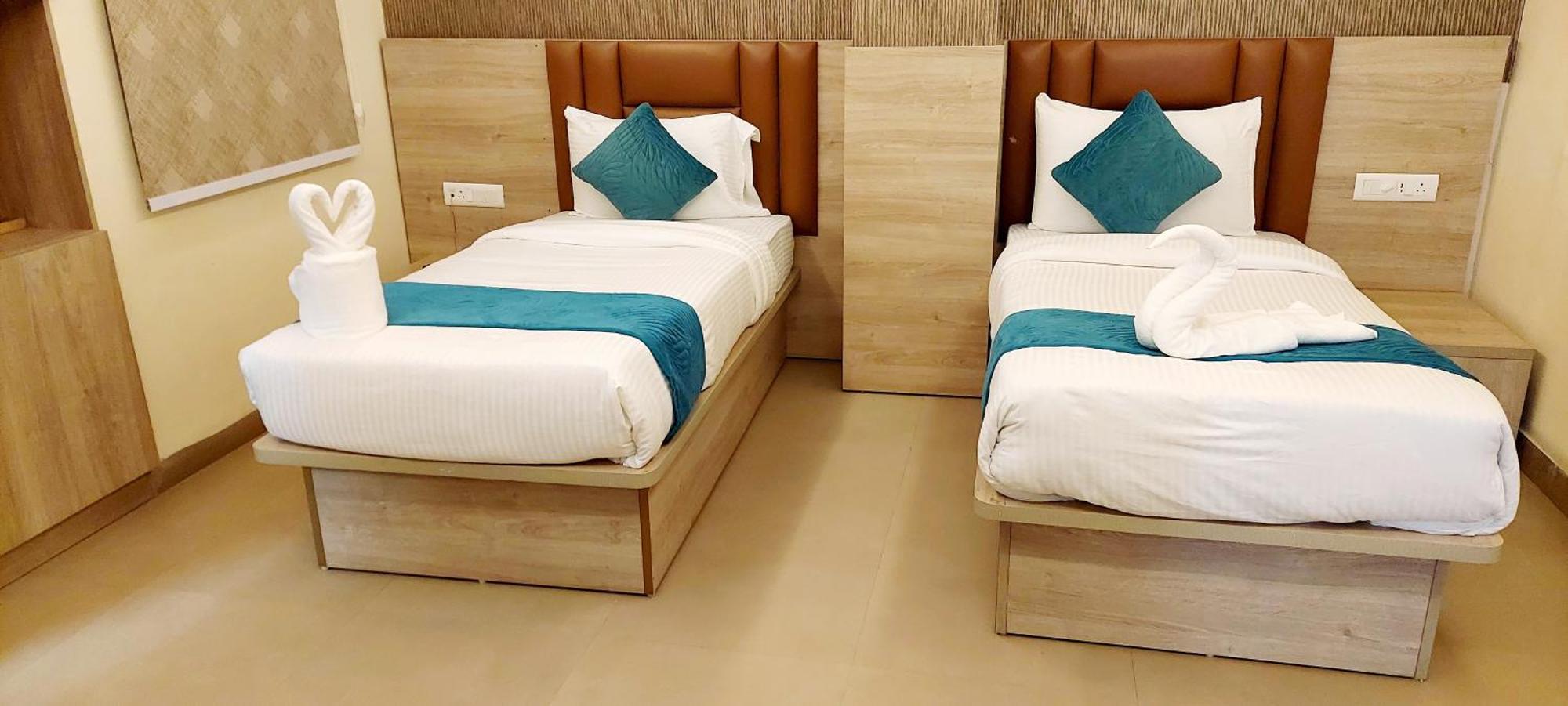 Hotel Ananda Kashi Варанаси Экстерьер фото